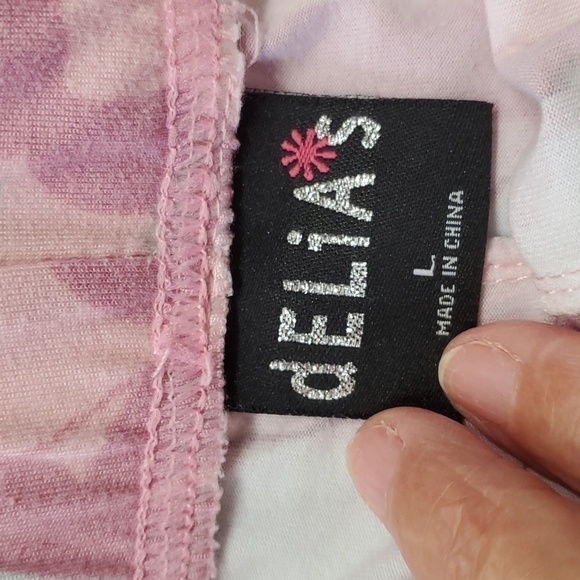 Delias cozy shorty PJ'S. Super soft, pink, gray. Size large. Adjustable straps. - Picture 4 of 6